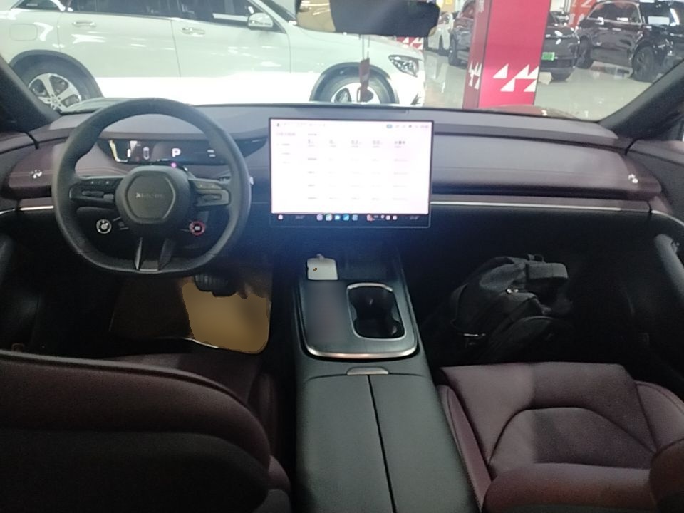 Xiaomi Auto SU7 2024 Rear-Drive Ultra-Long Range Advanced Pro-Level Intelligent Driving Version — снимка 12