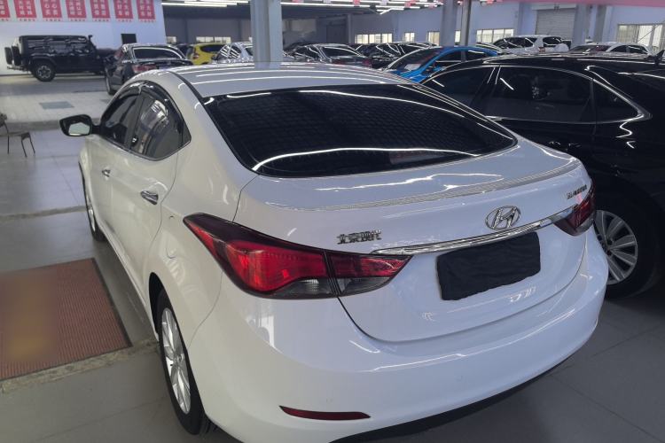 Used Hyundai Elantra (5th Generation / Langdong) 2016 1.6L Manual Luxury Model

