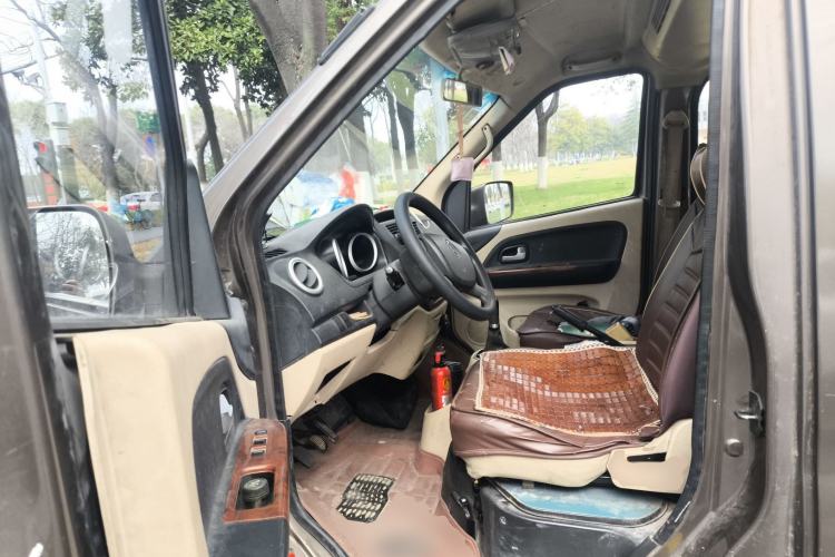 Used CHANGAN KAICHENG Ruixing M80 2014 1.5L Standard Version 4G15S
