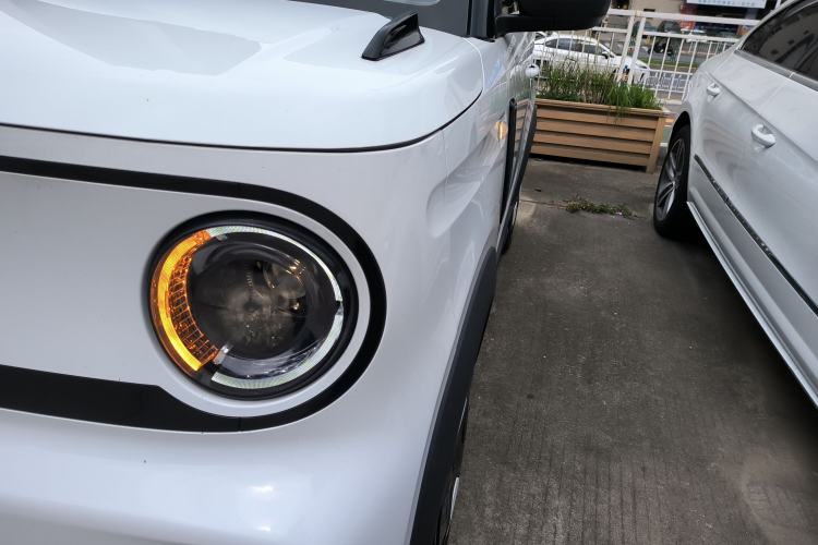 Used Geely Galaxy Panda 2024 200km Panda Kart Left Front Headlight