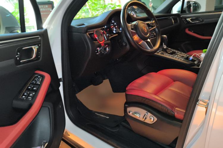 Used Porsche Macan 2017 Macan 2.0T
