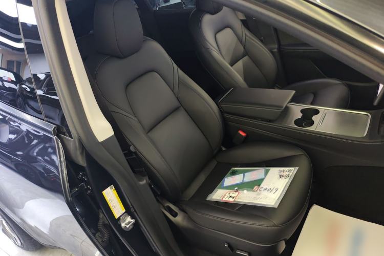 Used Tesla Model Y 2024 Rear-Wheel-Drive Version
