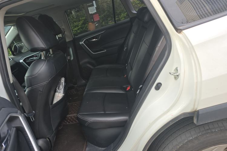 Used Toyota RAV4 2020 Dual-Engine 2.5L E-CVT Two-Wheel Drive Elite Edition