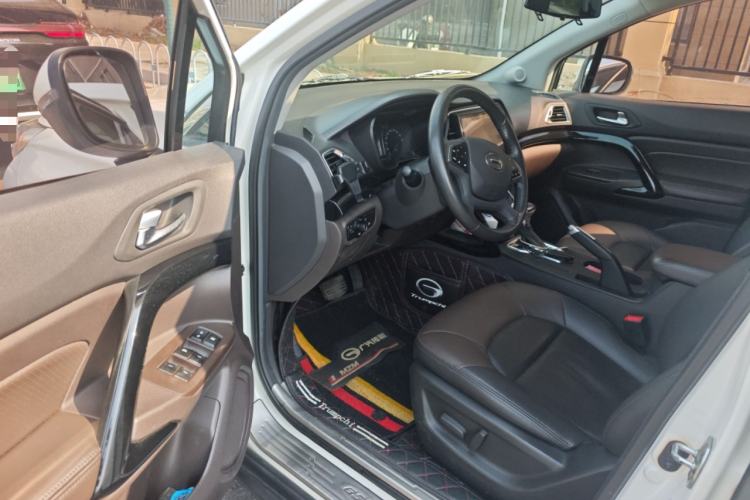 Used GAC Trumpchi GS4 2015 200T G-DCT Luxury Edition
