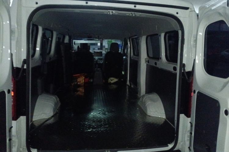 Used Wuling Yangguang 2025 Model 400km Bus Edition—Comfort Edition
