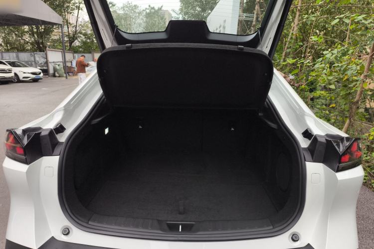 Used Deepal L07 2024 530 Max Qiankun Intelligent Driving ADS SE Pure Electric Version
