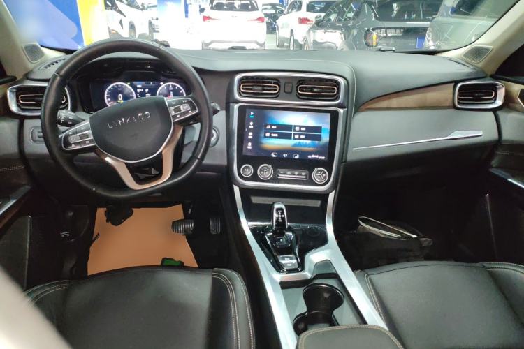 Used Lynk & Co 01 2017 2.0T Two-Wheel Drive Pro Edition
