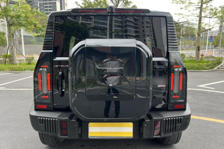 Used JETOUR Traveler 2023 2.0T All-Wheel Drive CrossPRO+ Exterior 3