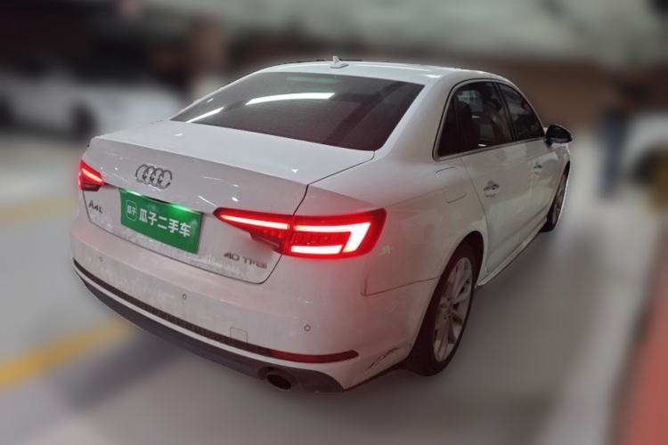 Used Audi A4L 2018 30th Anniversary Edition 40 TFSI Fashion Model Rear Right 45 Deg