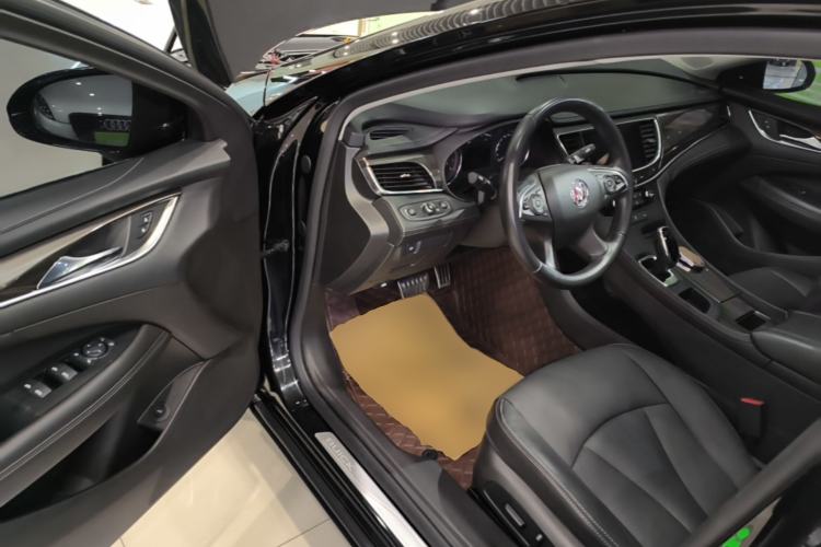 Used Buick LaCrosse 2022 652T Luxury Version
