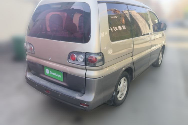 Used FORTHING Lingzhi 2015 M3 1.6L 7-Seater Standard Model Rear Right 45 Deg