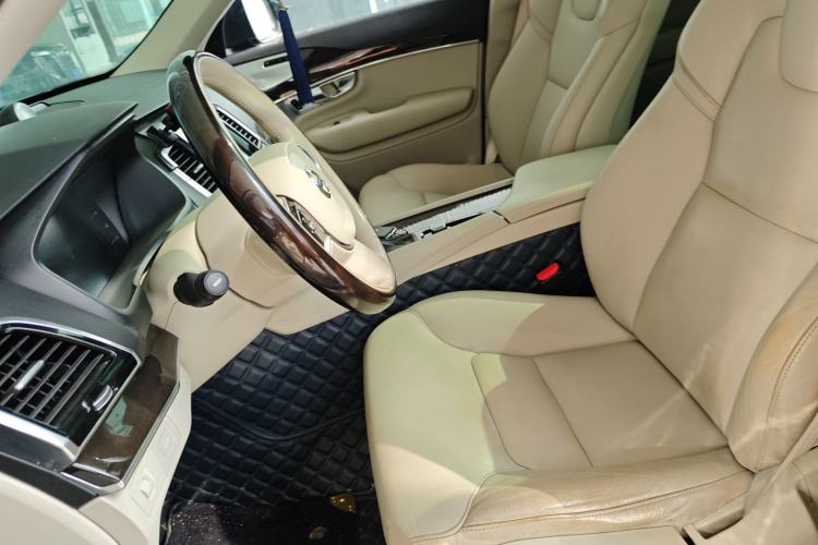 Used Volvo XC90 2018 T5 Zhiyi Edition 5-seater Left Front Seat