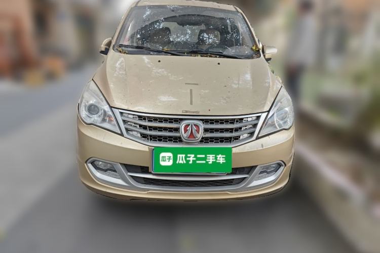 Used BAIC Weiwang M20 2014 1.5L Basic Version BJ415B Front