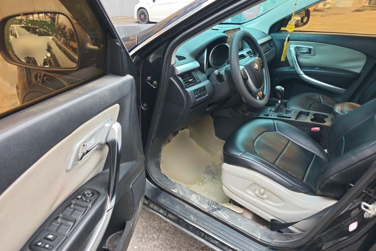 Used Bestune X80 2013 2.0L manual luxury version