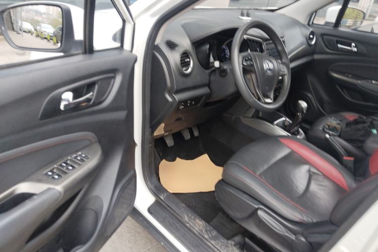 Used CHANGAN CS15 2016 1.5L Manual Fashion Edition Driver Seat