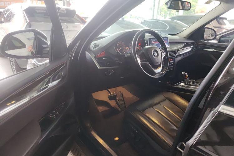 Used BMW X5 2018 xDrive28i
