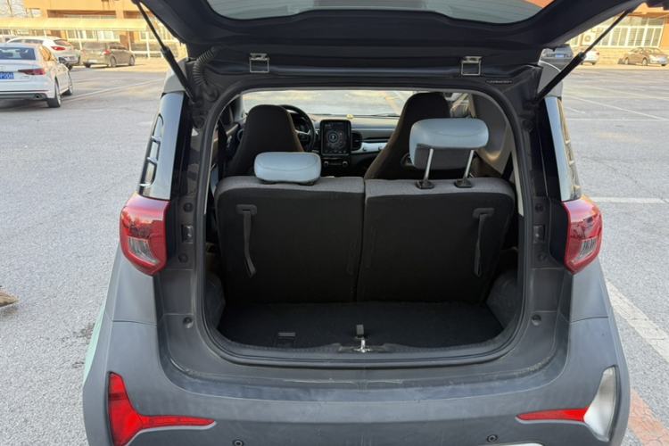 Used Chery Little Ant 2022 Sweet Pink Edition Low-Sugar Version Lithium Iron Phosphate 29.2 kWh 30 kW 301 km