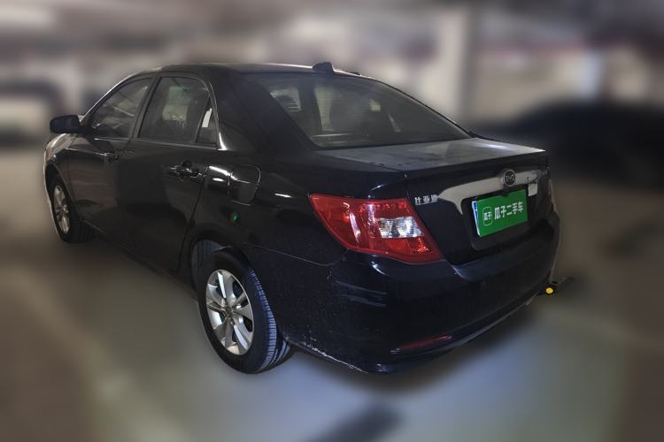 Used BYD F3 2015 Energy-Saving Edition 1.5L Manual Luxury Model
