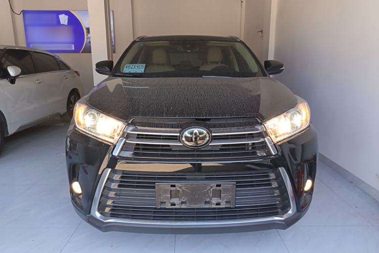 Used Toyota Highlander 2018 2.0T Four-Wheel Drive Prestige Version 7 Seats China VI Standard
