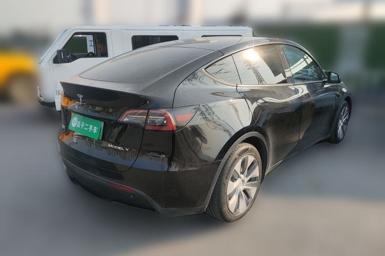 Used Tesla Model Y 2021 Standard Range Rear-Wheel Drive Version