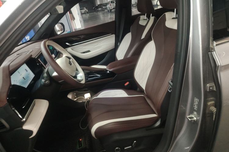 Used Geely Auto Monjaro L 2024 2.0TD High-Power Automatic Two-Wheel Drive Yunqi Version