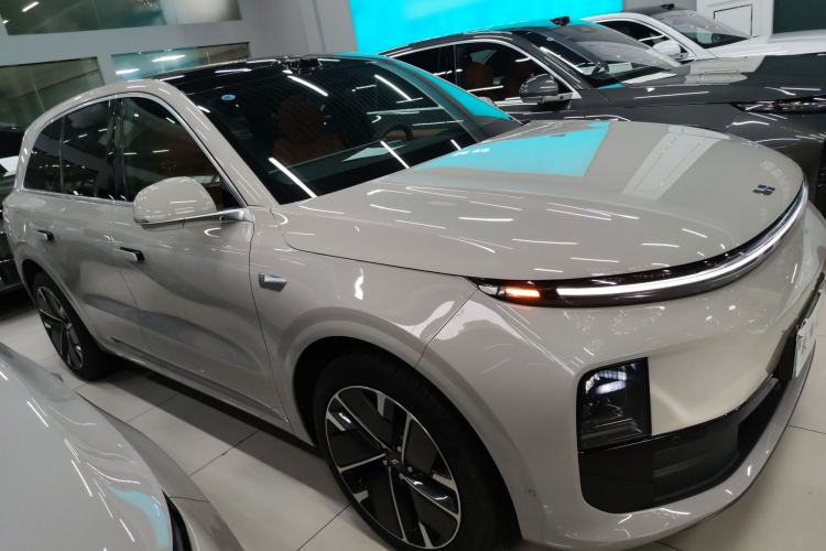 Used Li Auto L6 2025 Pro Smart Refresh Edition Exterior 1