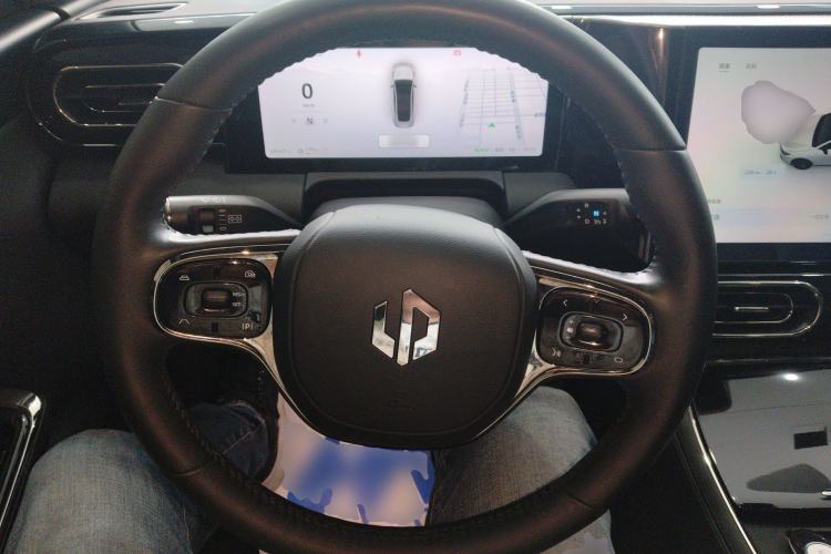 Used Leapmotor C01 2022 Rear-Drive Long-Range Version Steering Wheel