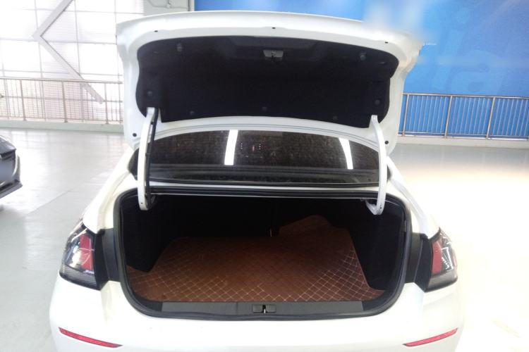 Used Peugeot 408 2019 360THP Automatic Prestige Edition China VI Standard Trunk