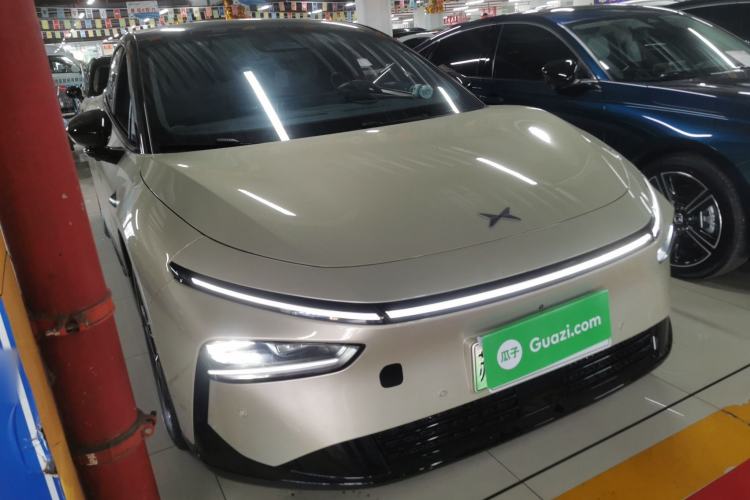 Used XPeng P7+ 2024 Ultra-Long Range Max Front Right 45 Deg