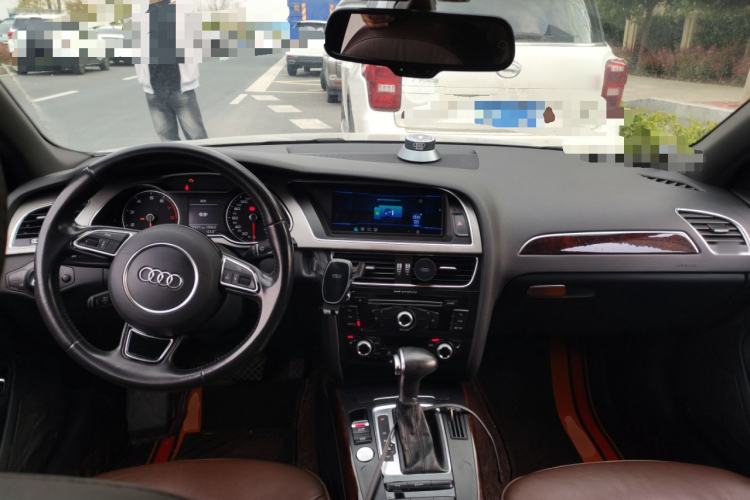 Used Audi A4L 2016 35 TFSI Collection Edition S line Comfort Model Center Console