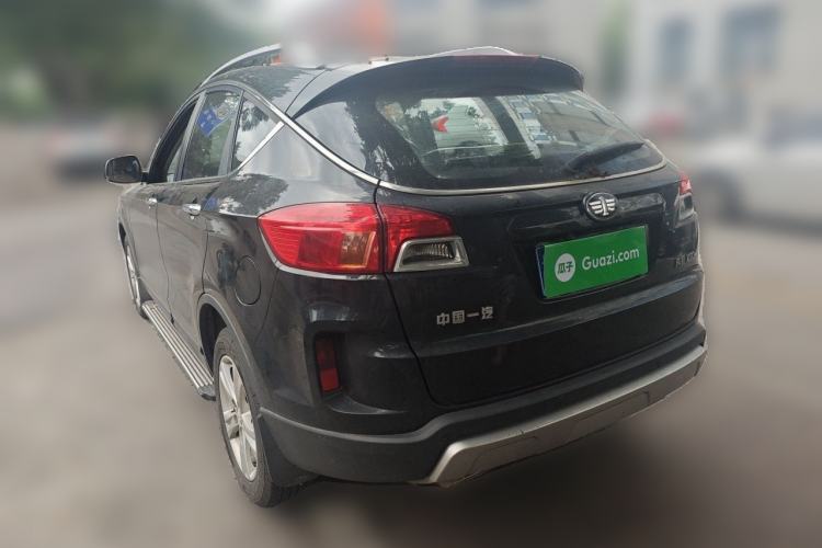 Used Bestune X80 2016 2.0L automatic Comfort trim level