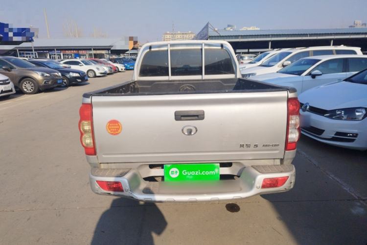 Used Great Wall Wingle 5 2017 2.2L Classic Version Two-Wheel Drive Big Double Cab 491QE
