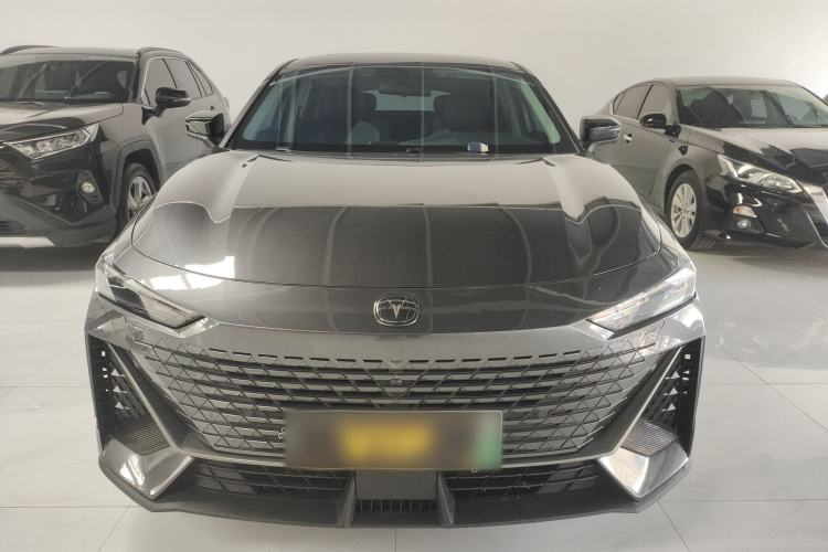 Used Changan UNI-V iDD 2023 Zhidian iDD 1.5T 113km Smart & Fun Version (Rapid Edition)
