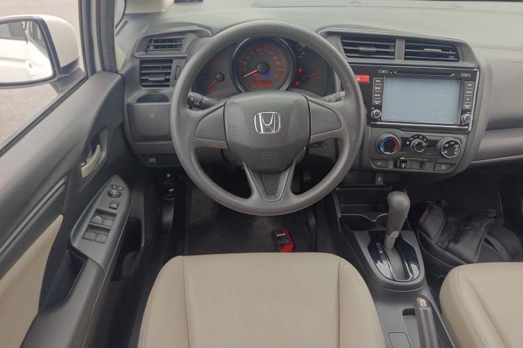 Used Honda Fit 2014 1.5L LX CVT Comfort Model Steering Wheel