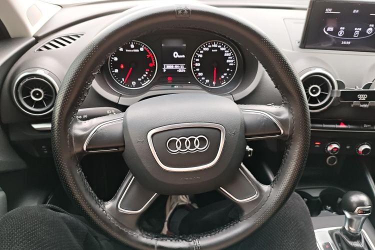 Used Audi A3 2014 Sportback 35 TFSI Automatic Ambition Edition Steering Wheel