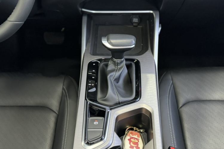 Used Geely Auto Emgrand 2022 4th Generation 1.5L CVT Elite Model Gear Lever