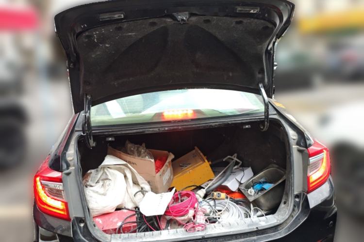 Used Honda Crider 2013 1.8L automatic luxury edition Trunk