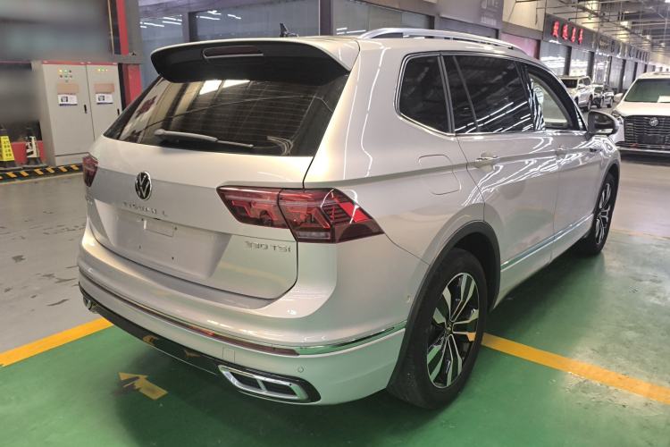 Used Volkswagen Tiguan L 2023 330TSI Automatic Two-Wheel Drive R-Line Enjoyment Edition