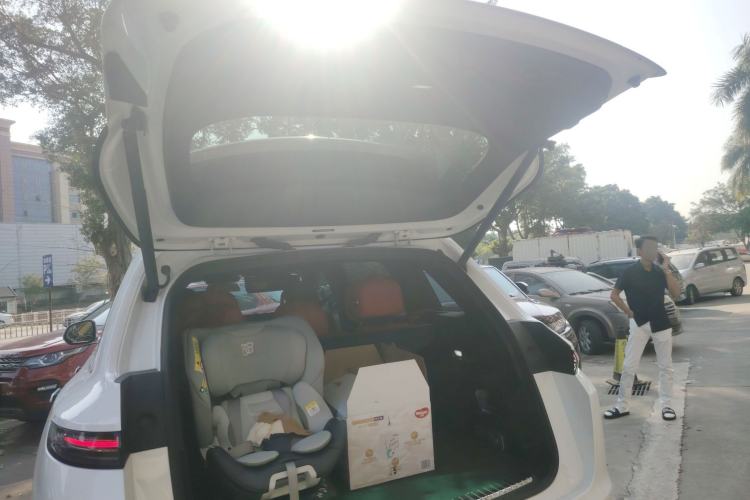 Used Li Auto L7 2023 Pro Model
