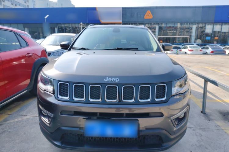 Used Jeep Compass 2017 200T Automatic Family Edition
