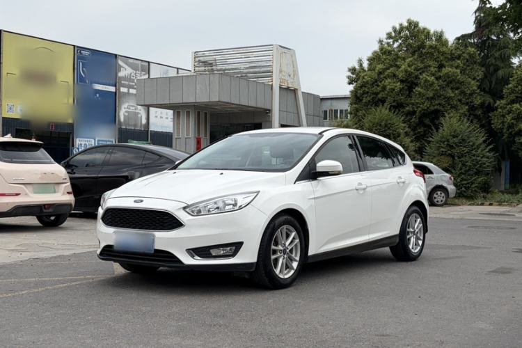 Used Ford Focus 2018 Hatchback Classic EcoBoost 180 Automatic Elite Model Guazi used car, China used car export, Used car for sale, Used cars, Cheapest cars for sale