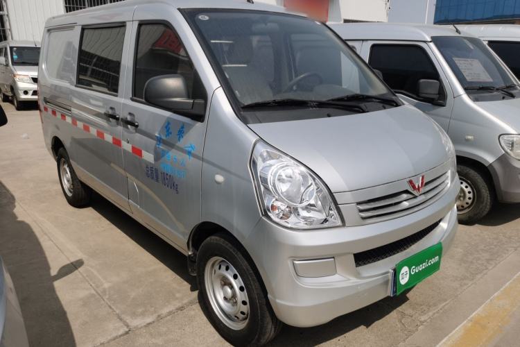 Used Wuling Rongguang S 2021 1.2L Base Model Window-Sealed 5-Seat LSI Car
