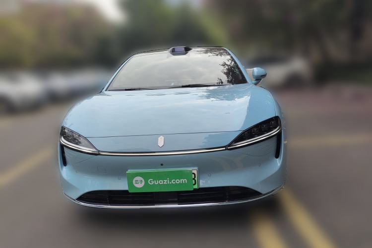 Used Hima Luxeed S7 2025 705 km Max
