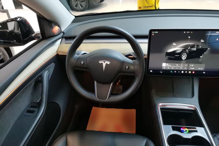 Used Tesla Model Y 2022 Rear-Wheel-Drive Version