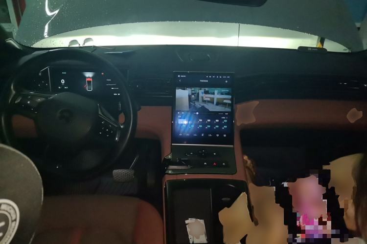 Used Nio EC6 2020 605 km Sport Edition Center Console