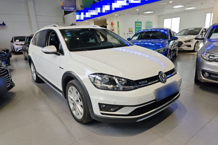 Used Volkswagen Golf 2019 1.8TSI Travel Edition
