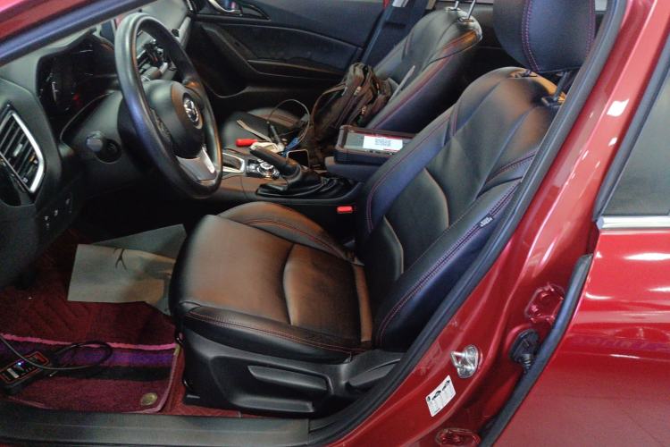 Used Mazda 3 Axela 2016 Sedan 1.5L Automatic Comfort Model Left Front Seat