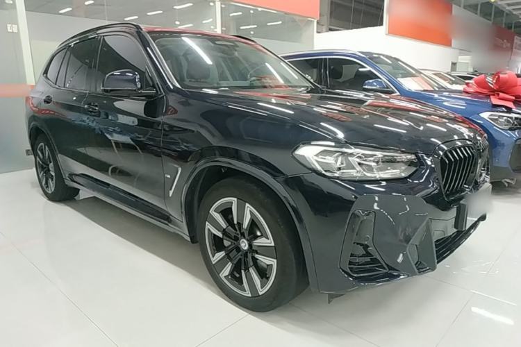 Used BMW iX3 2022 Updated Leading Version
