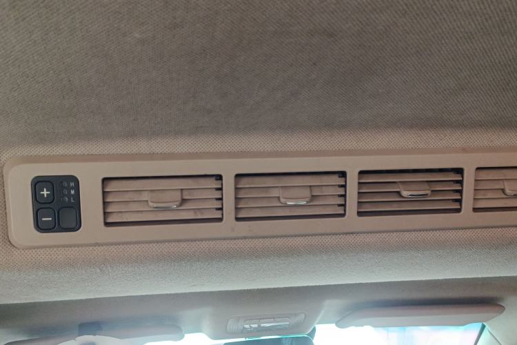 Used Jinbei 750 2015 1.5L Luxury Model