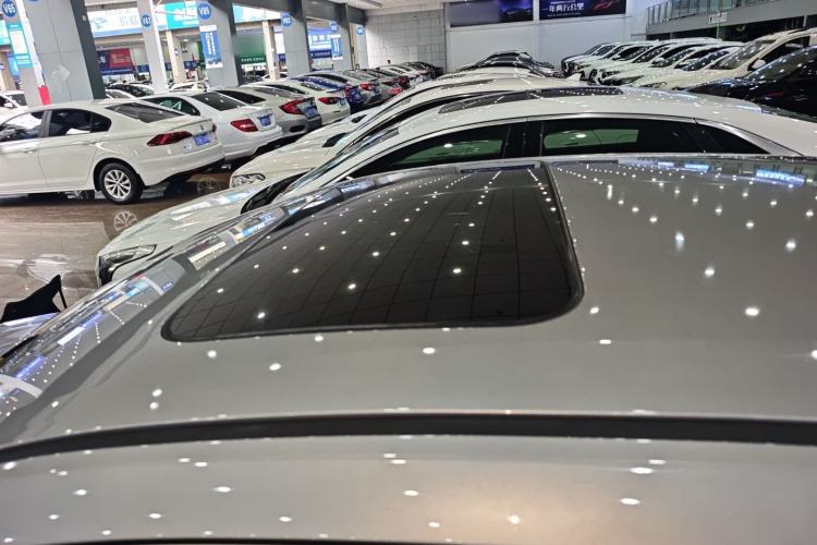 Used Dongfeng Aeolus Yixuan 2021 230T Automatic Chasing Shadow Edition Roof